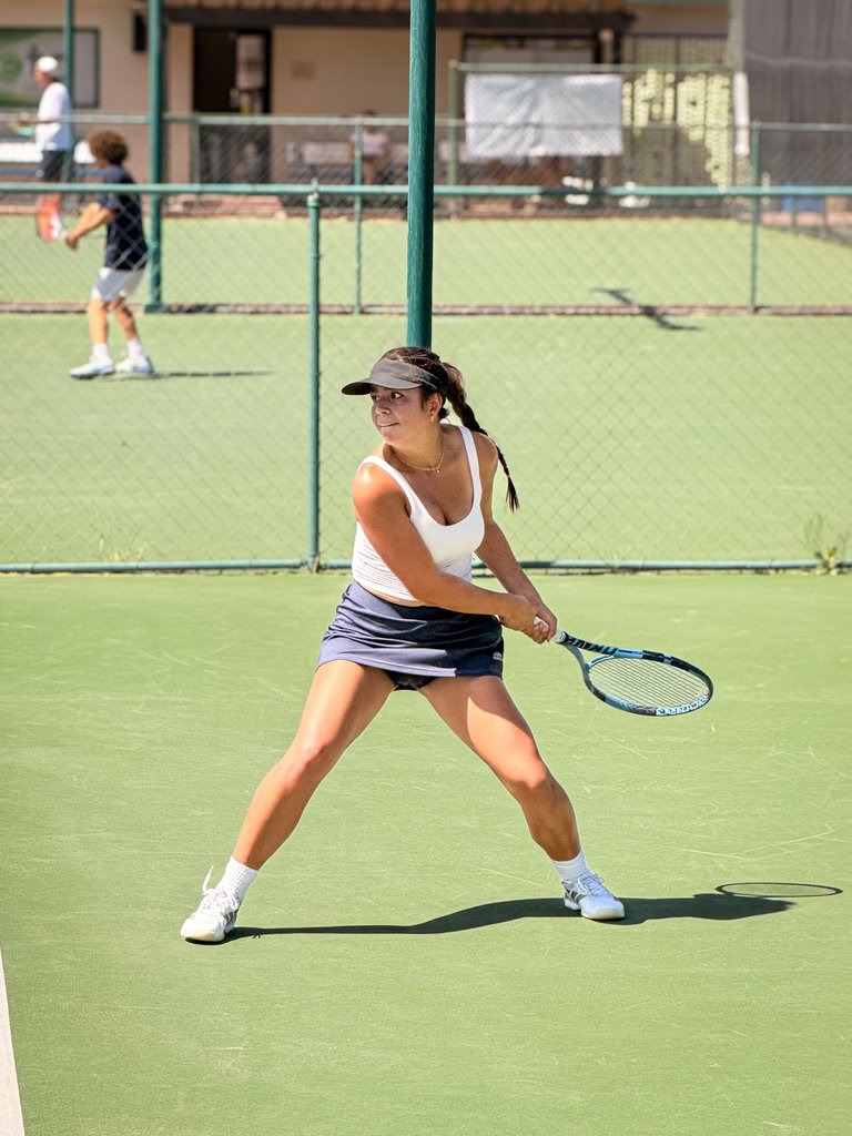 Avery Porter hitting backhand — UTR 4.80, Class of 2027